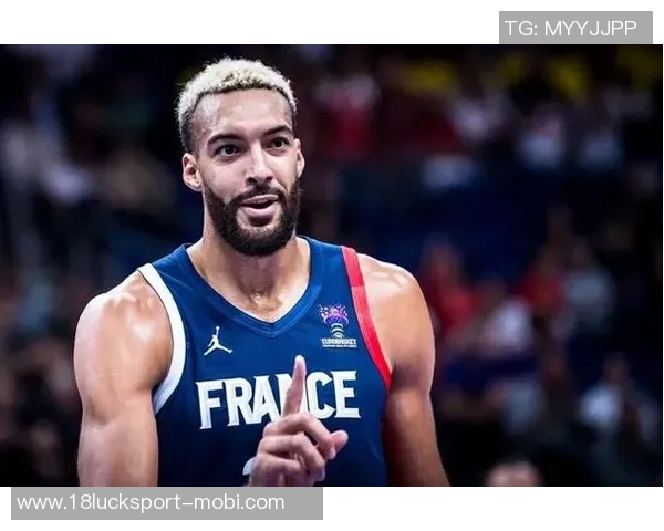 戈贝尔夏季训练成果显著新赛季将提升进攻果断性与侵略性